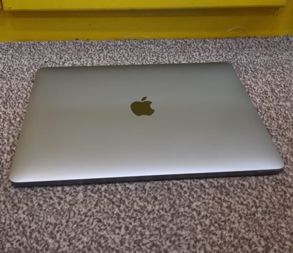 MacBook Pro 13-inch, 2016, 8gb